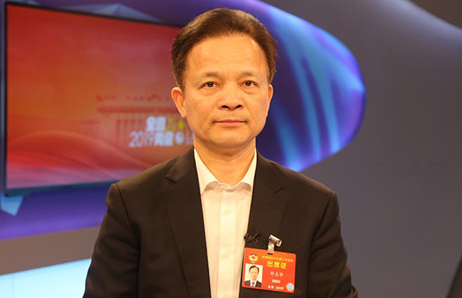 全國(guó)政協(xié)委員、中國(guó)工程院副院長(zhǎng)鐘志華：推進(jìn)工程教育改革與創(chuàng)新創(chuàng)業(yè)創(chuàng)造