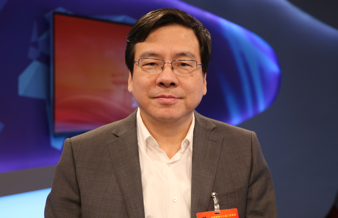 全國(guó)政協(xié)委員、湖南省政協(xié)副主席張?。杭ぐl(fā)民營(yíng)經(jīng)濟(jì)發(fā)展新動(dòng)能