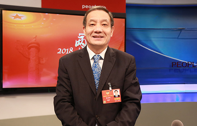 全國政協(xié)常委、湖南省人大常委會(huì)副主任楊維剛：創(chuàng)建“數(shù)字政府”賦能數(shù)字經(jīng)濟(jì)發(fā)展