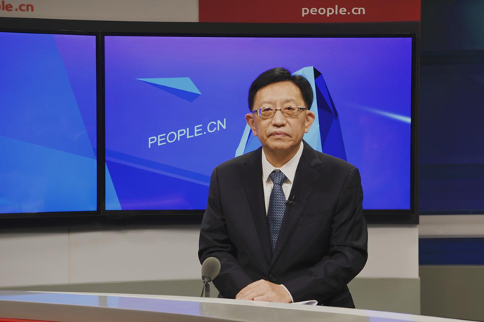 中國節(jié)能環(huán)保集團有限公司黨委書記、董事長宋鑫做客人民網(wǎng)。人民網(wǎng)記者 王曉嘯 攝